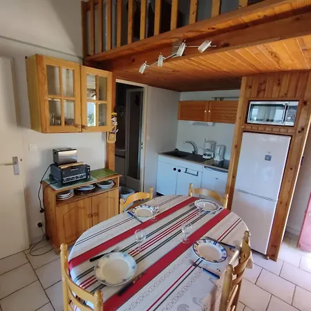 A 25m De La - 4lbm359 Apartment